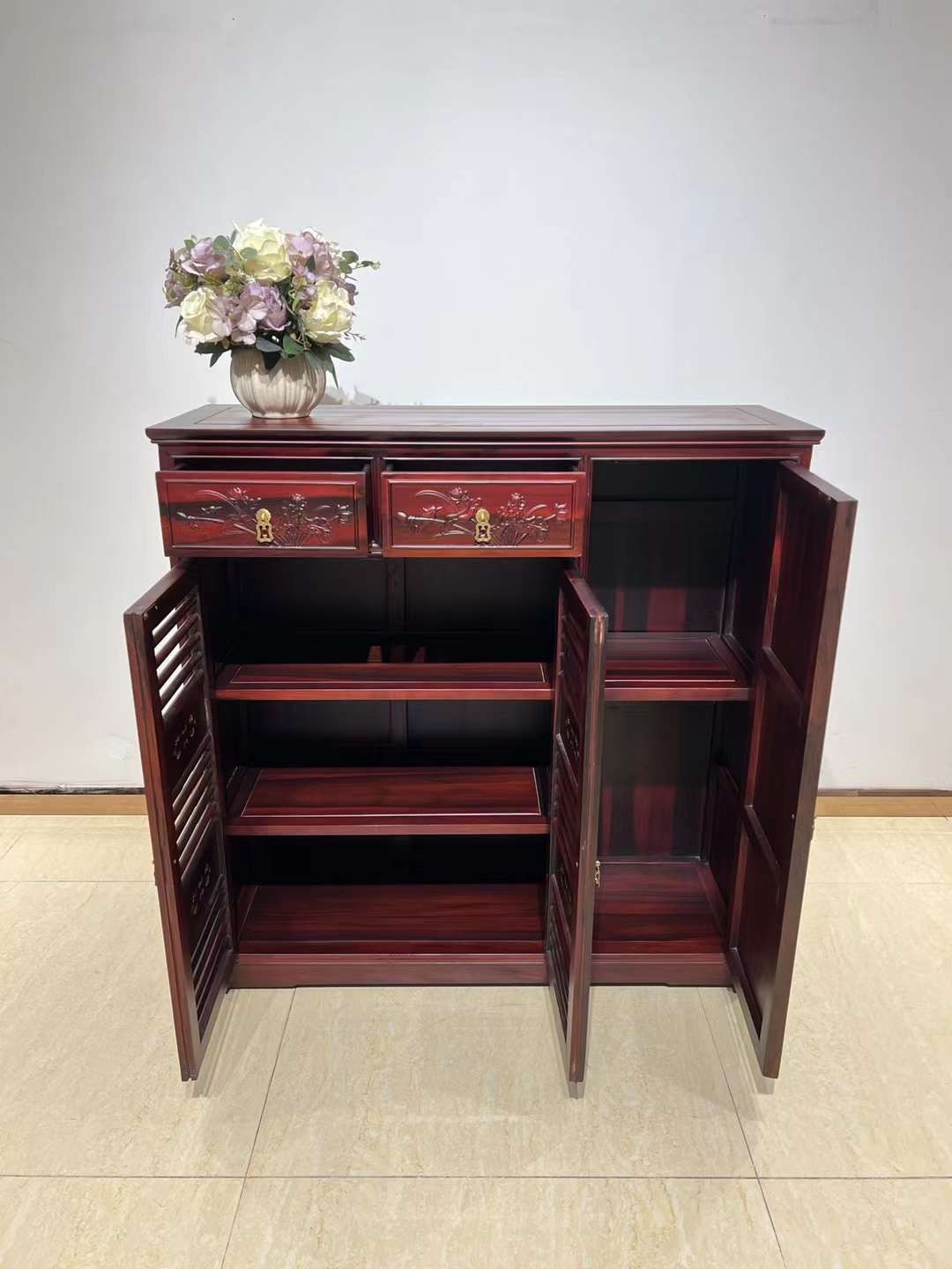 三门鞋柜